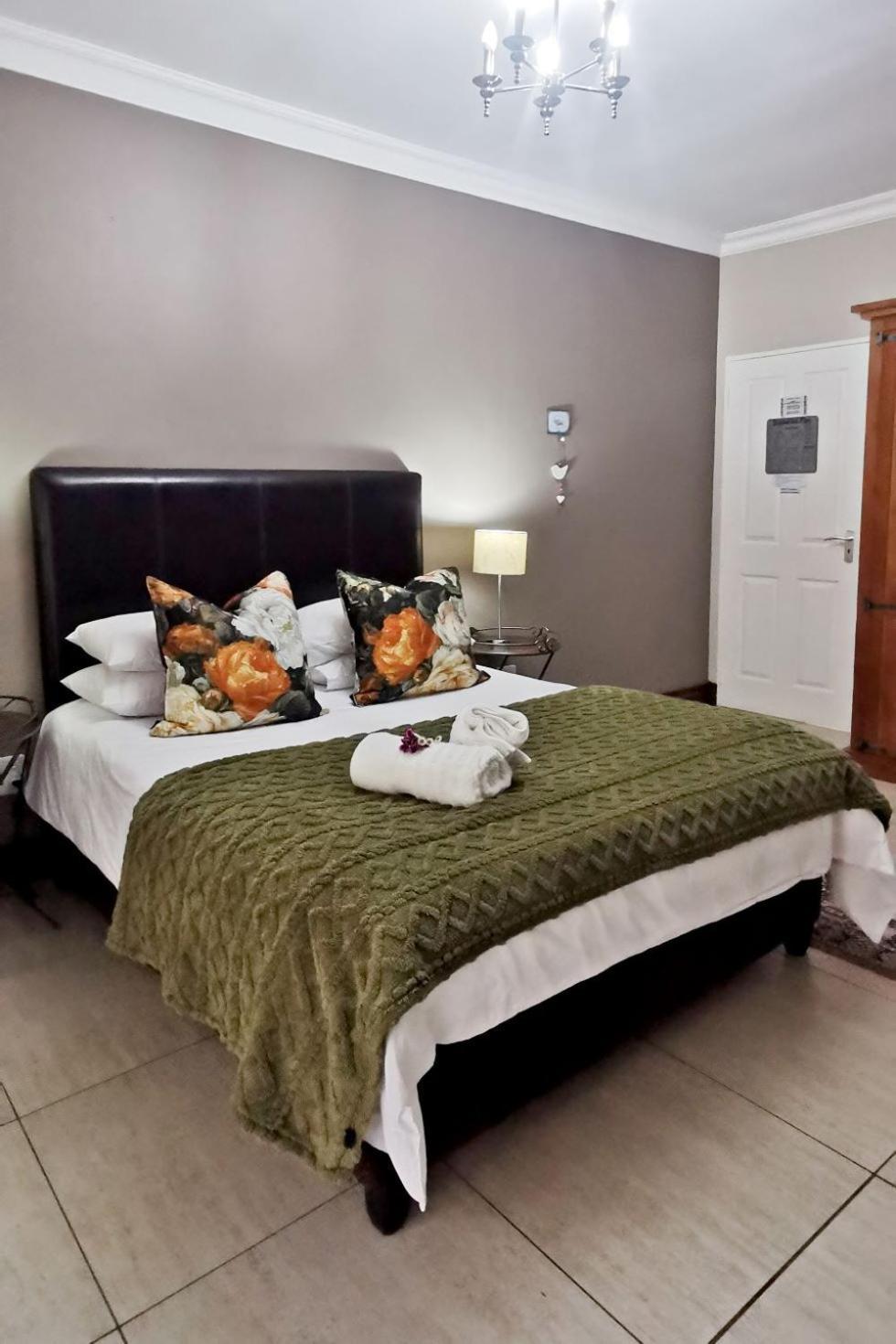 Bokmakierie Gastehuis Emalahleni Pty Ltd Luaran gambar